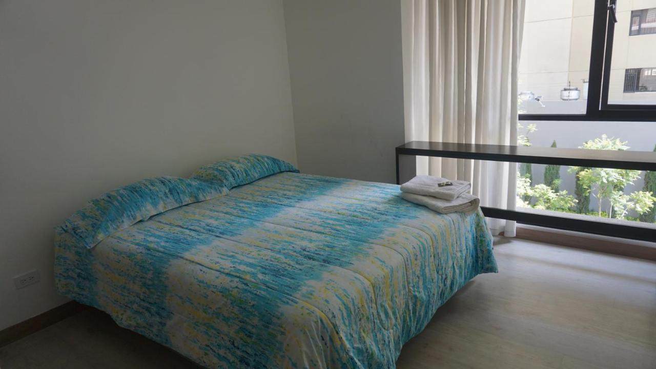 1410 Habitacion En Lujoso Departamento - Atelier Quito Eksteriør bilde